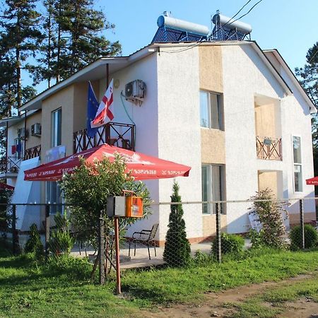 Hotel Sunrise In Урекі Екстер'єр фото