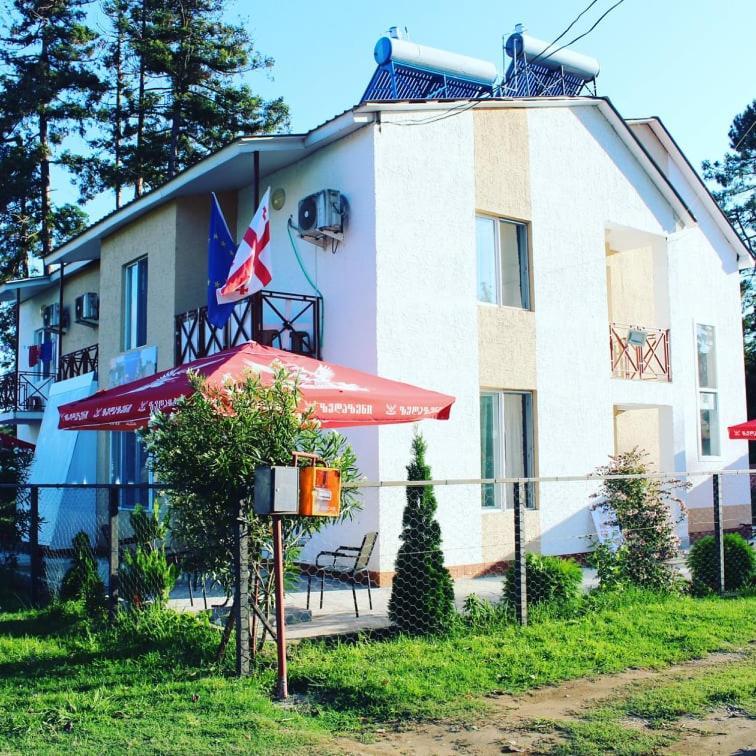 Hotel Sunrise In Урекі Екстер'єр фото