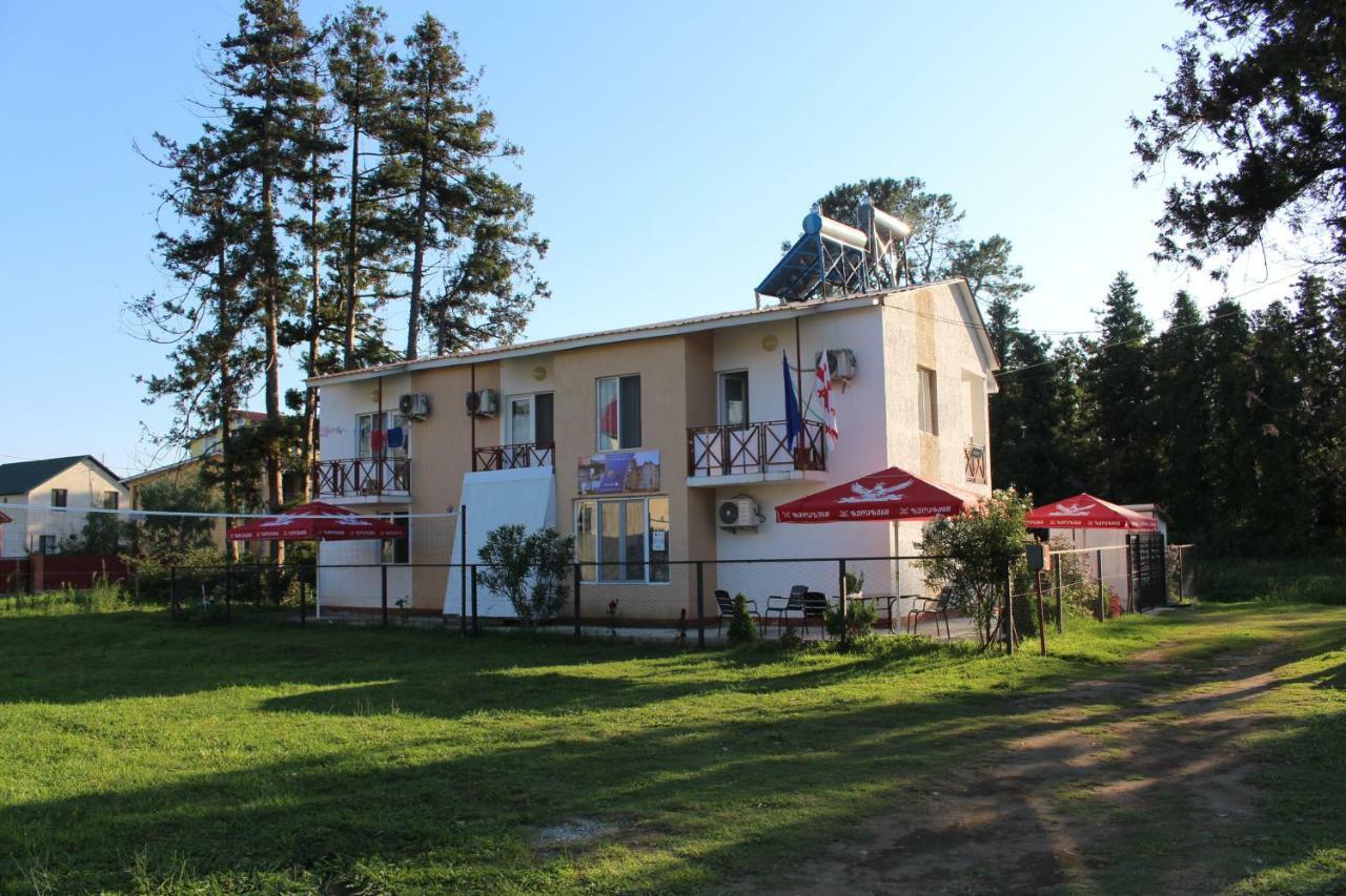 Hotel Sunrise In Урекі Екстер'єр фото